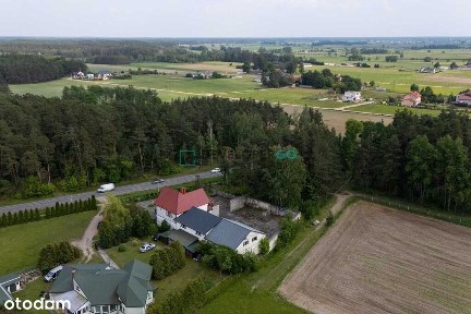 Przestronny dom w doskonałym miejscu dla biznesu.