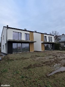 Nowe domy w ciachcinie