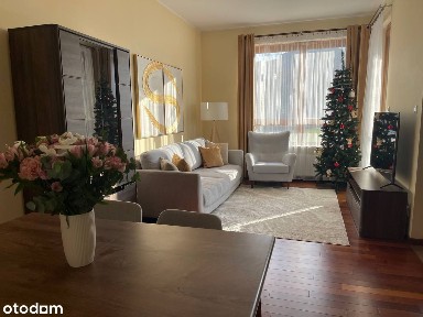 Bezpośrednio• Jasne, przytulne 2 pokoje w Wilanowie • Widok na zieleń