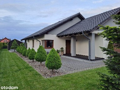 Dom, 135 m², Debrzno