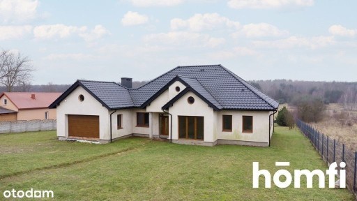 Piękny Przestronny Dom Z Bardzo Dużą Działką