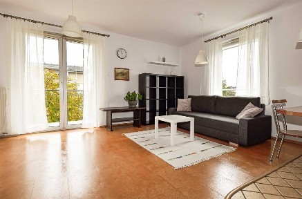 2 pokojowe z dużym balkonem