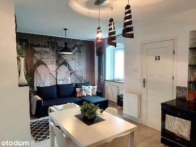Dwupokojowe mieszkanie na I piętrze kamienicy z ogrzewaniem miejskim