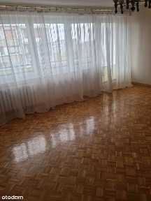 Sprzedaż mieszkania 3 - pokojowego, na 3 piętrze,w bloku.