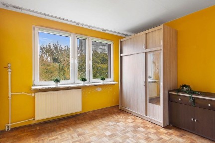 Obok metra*jasne*Las bielański