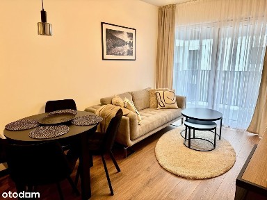 Komfortowe mieszkanie z tarasem.