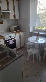 Bez pośrednika, 2 pokoje+balkon, os. Bazylianówka 42m2, ogrz miejskie