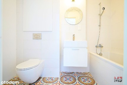 2 Pokoje po remoncie z dużym balkonem - Centrum!