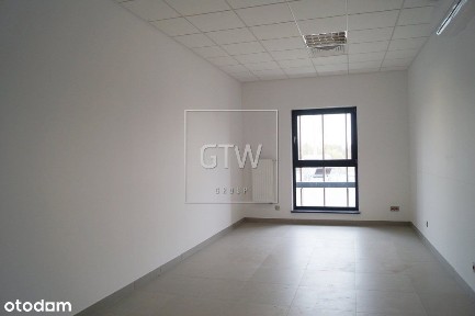Lokal biurowy 27,45m2, Słomczyn