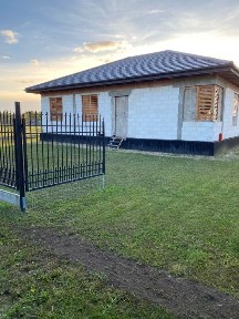 Dom parterowy 125m2 z dużym ogrodem