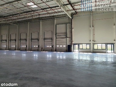 Hala magazynowy klasy A przy porcie