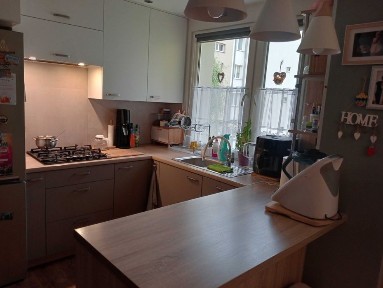 Czteropokojowe mieszkanie na sprzedaż