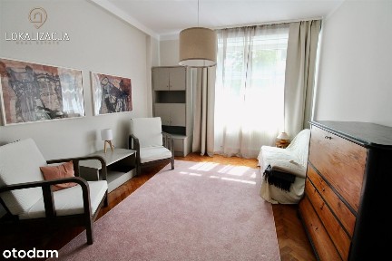 Mieszkanie w centrum z trzema osobnymi pokojami