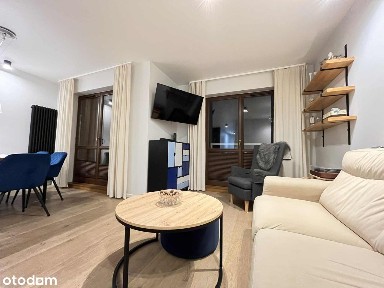 3 pokoje, winda, parking- Nowe Miasto!