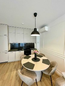 Apartament 4 pok. nad Odrą komplet wyposażony, gotowy do zamieszkania.