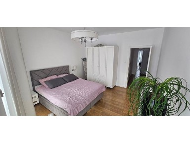 Wyjątkowy dom/segment w Nowych Iganiach - idealny dla rodziny!