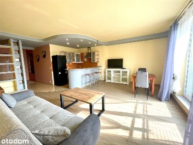 Centrum, apartamentowiec z windą, balkon, garaż