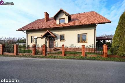 Na sprzedaż piękny dom z działką 7ar/Zaczernie!