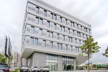 Wynajem biura w Warszawie:Prywatna 5 osobowa w Regus Witosa Point