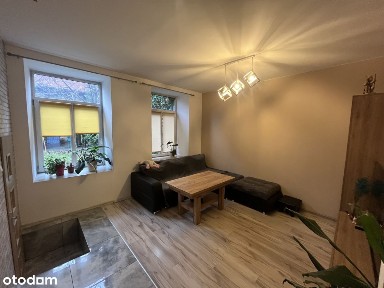 Mieszkanie z murowanym garażem, do wprowadzenia.