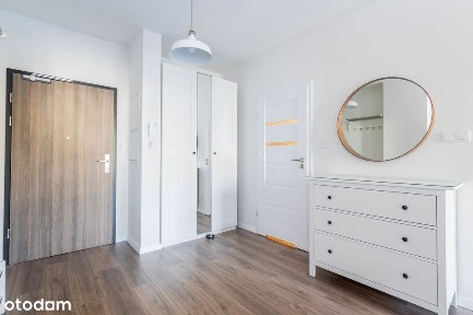 Wygodne 2 pokoje z garażem przy metrze Płocka