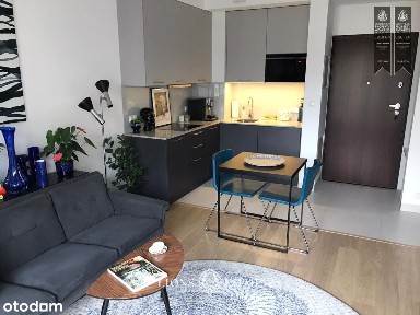 Mieszkanie przy metrze/ Naruszewicza