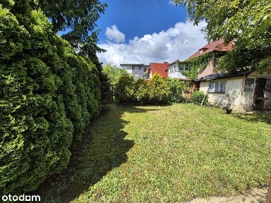 Dom KOSTKA z dużym garażem / działka 570 m2 / w Bolesławcu