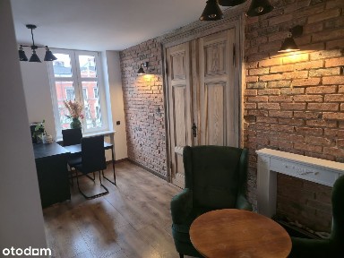 Dwupokojowe mieszkanie w scislym centrum