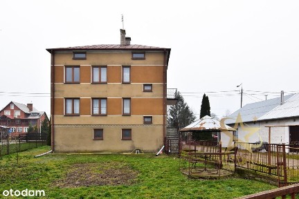 Mońki - dom z garażami w centrum