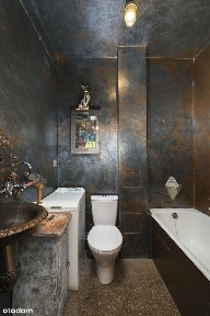 Klimatyczne mieszkanie w kamienicy - Przy metrze