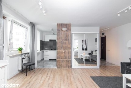 Trzy pokoje, Ścisłe Centrum Warszawy!