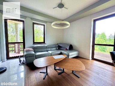 Komfortowy Dom Z Dużym Ogrodem