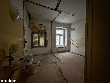 Kawalerka 22,5 m² na 1. Piętrze! Gotowe Instalacje | Żeromskiego 40