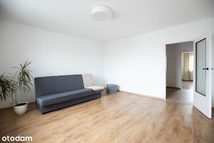 Trzy pokoje plus oddzielna kuchnia