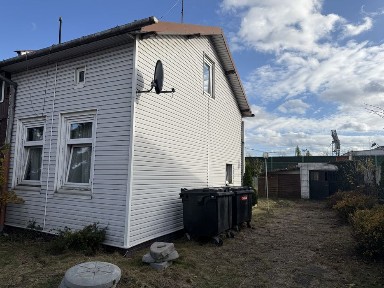 Dom bliźniak do remontu spokojna dzielnica Żyrardów