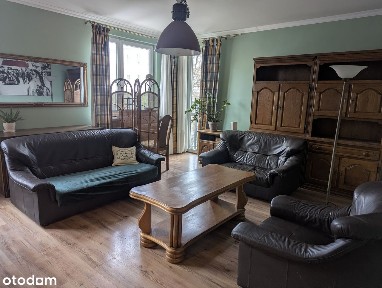 Przestronne mieszkanie z garażem 10 min pieszo od Starego Miasta