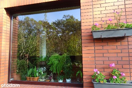 ZALESIE Wrocław, przestronny dom z garażem.