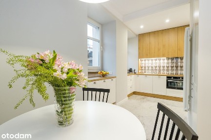 Bezpośrednio, apartament w kamienicy na Powiślu