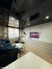 Duże dwupokojowe mieszkanie po remoncie