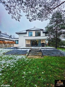 Nowoczesny dom wykonany z solidnych materiałów