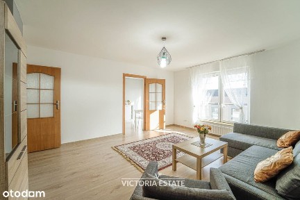 Przestronny apartament przy pl. Bohaterów Getta