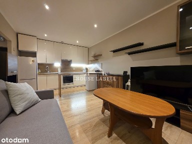 Ciepło, jakość, spokój - 2 pokoje mieszkanie urządzone z sercem