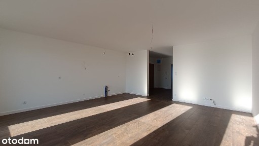 Nowe, częściowo wykończone mieszkanie w świetnej lokalizacji.
