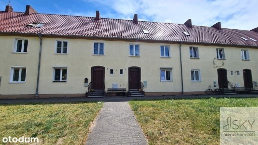 Brzeg, 97m², dwa poziomy, do remontu, ogródek