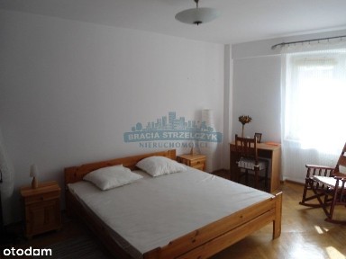 ul. Franciszka Salezego Jezierskiego, Solec, Śródmieście, Warszawa, mazowieckie