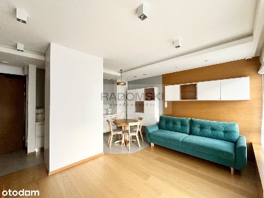 Mieszkanie z m.p. w hali i kom. lok., blisko morza