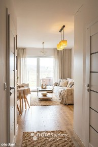 Mieszkanie / 3 pokoje / skrajny ogródek / taras / miejsce parkingowe