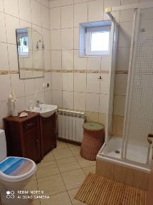 Wynajmę dom dla 16 osób w Bielsku noclegi pokoje kwatery