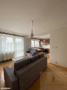 Duża Kawalerka Na Wynajem Na Warszewie