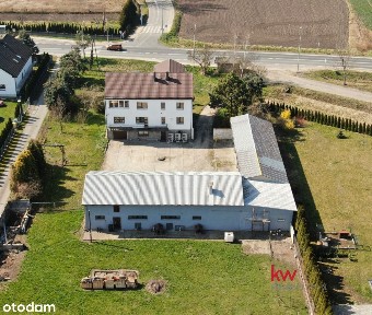 Kwatera z ogrodzonym terenem i parkingiem | Dk8